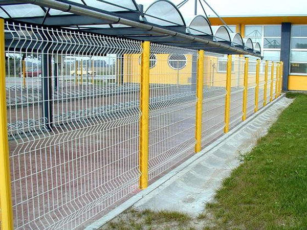 護(hù)欄網(wǎng)(鐵路護(hù)欄網(wǎng)) H13