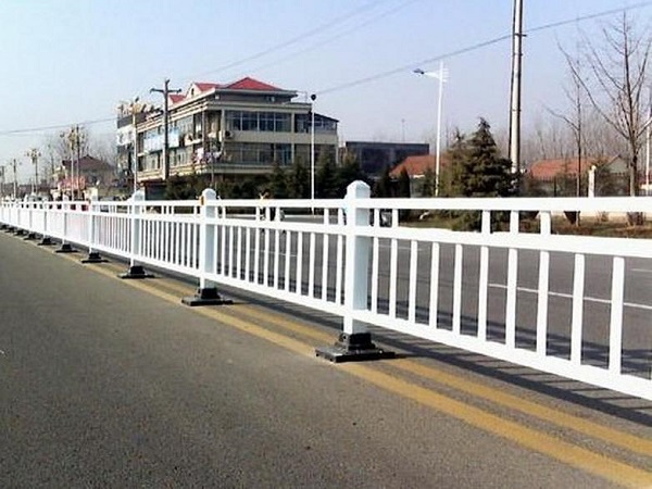 道路護(hù)欄J41