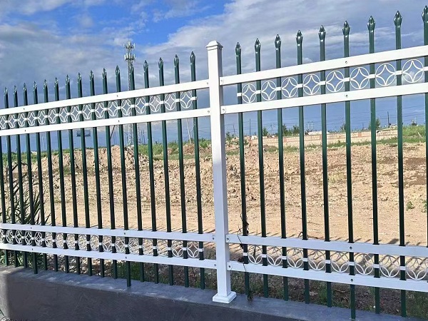 圍墻(四道橫梁) W38