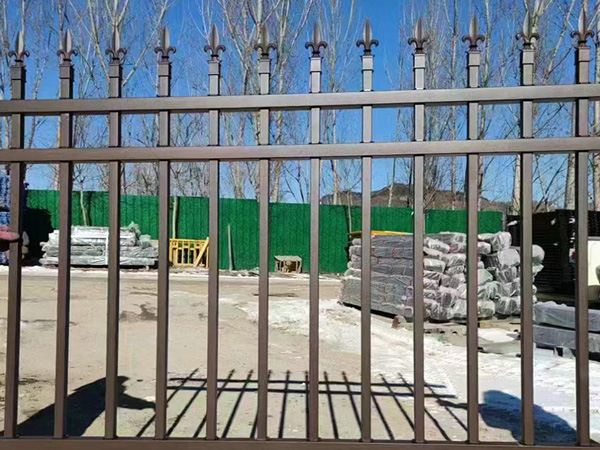 鐵藝護(hù)欄(方管欄桿)W46